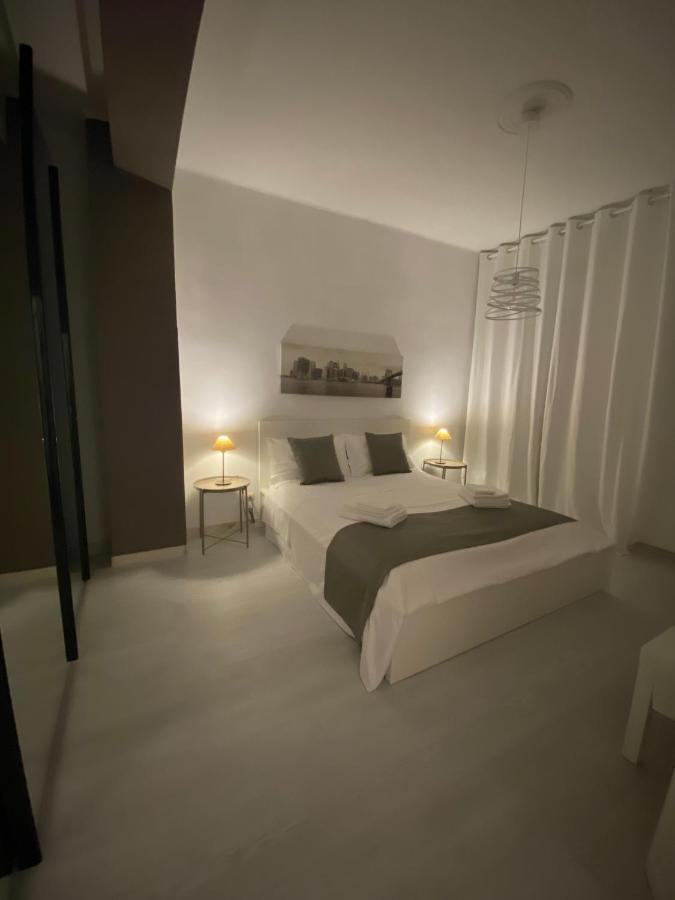 Dimora De Amicis 88 Apartman Bari Kültér fotó