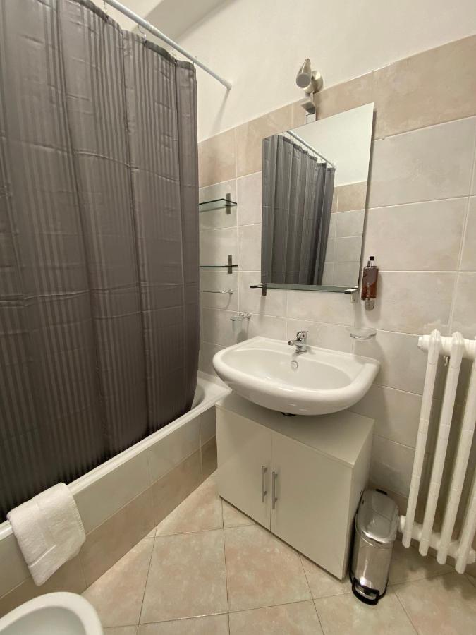 Dimora De Amicis 88 Apartman Bari Kültér fotó
